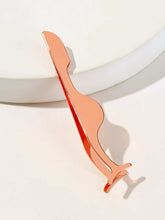 Load image into Gallery viewer, Gold Eyelash Tweezers
