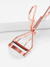 Load image into Gallery viewer, Gold Eyelash Curler

